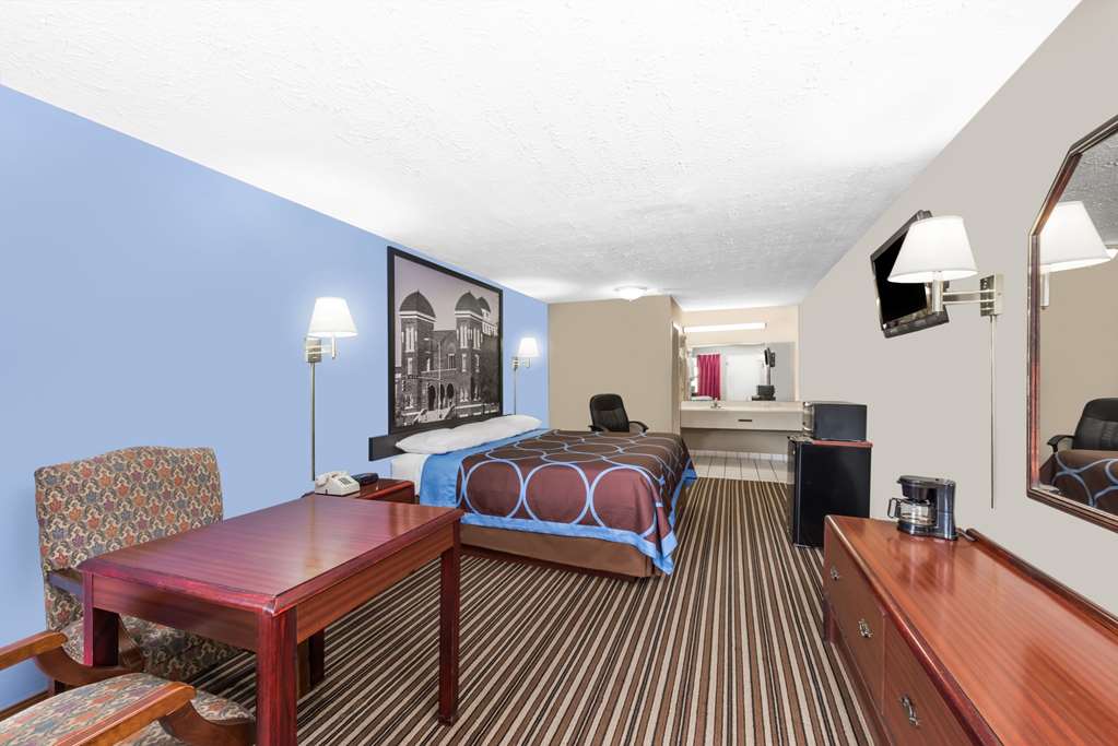 Super 8 by Wyndham Gadsden AL - photo 16