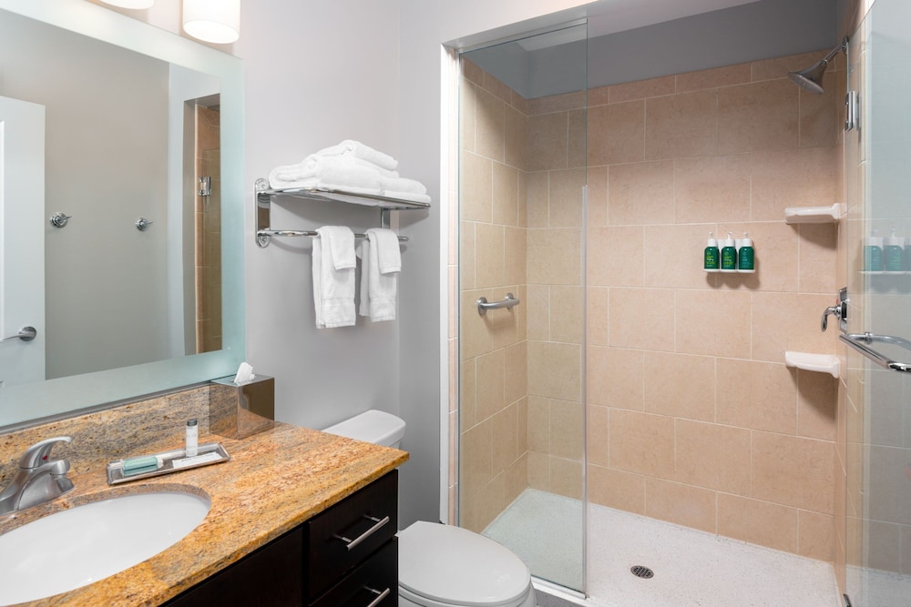 TownePlace Suites Buffalo Airport - photo 25