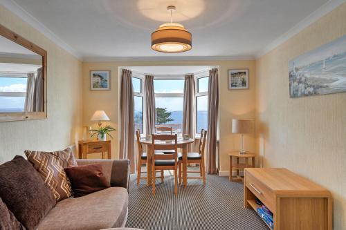 Finest Retreats Number 10 Porthmeor — 4-Star Luxury Hotel in St Ives, United Kingdom