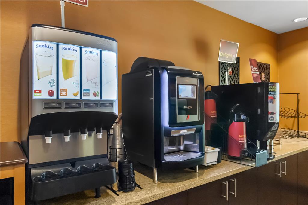 Best Western Plus Hiawatha Hotel - photo 39