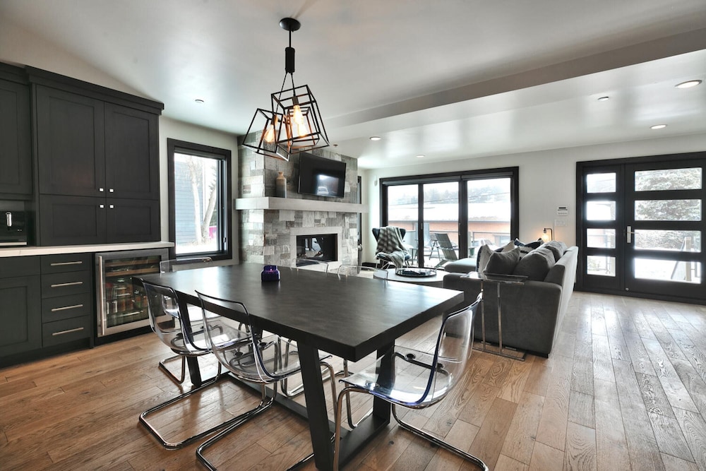 Pinetree by Avantstay Modern Park City Getaway w Patio & Balcony - photo 24