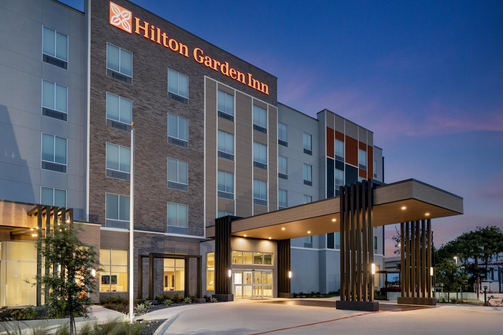 Hilton Garden Inn Austin Central - photo 54