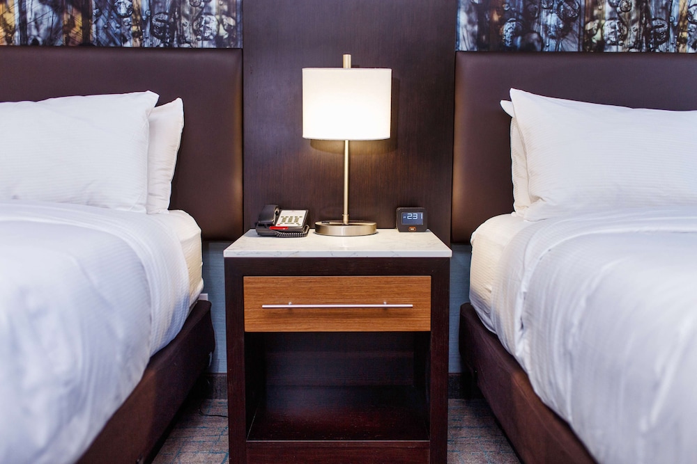 DoubleTree by Hilton Neenah - photo 12