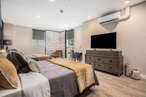 Private room with Kitchen & Bath 4 — Bradenton — photo 4