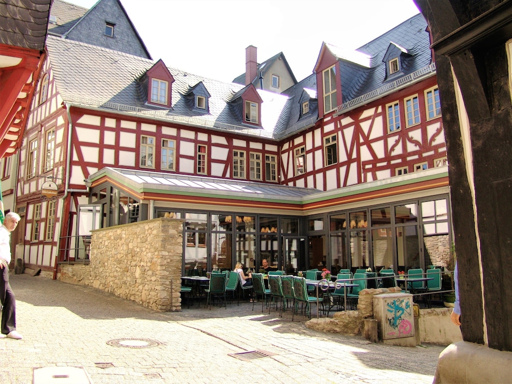 Hotel Restaurant Edelsäcker in Limburg An Der Lahn, Germany