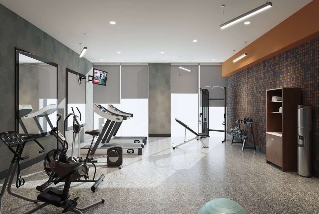 La Quinta Inn & Suites by Wyndham San Antonio at the RIM - photo 10