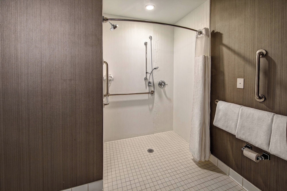 Courtyard by Marriott Dulles Airport Herndon - photo 15