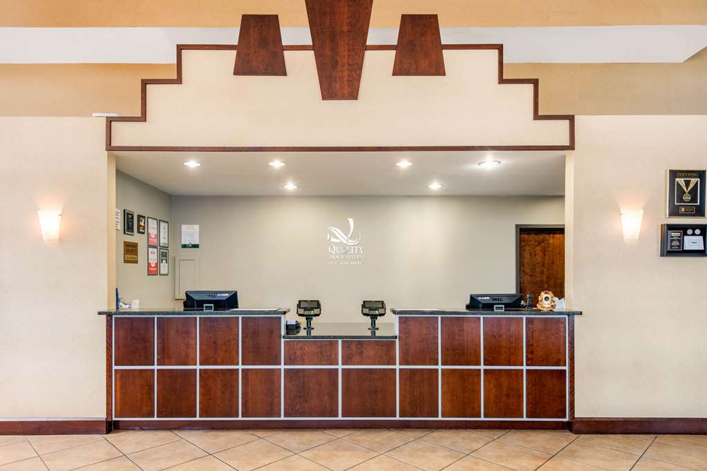 Quality Inn & Suites Tarpon Springs South - photo 5