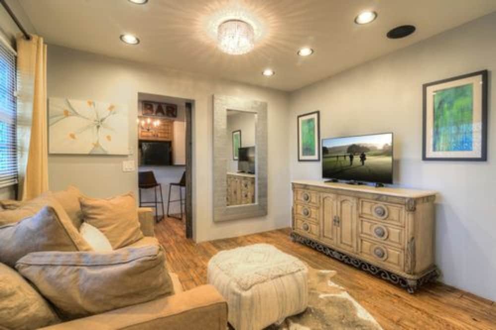 Winery Suites of Scottsdale - photo 10