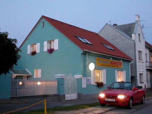 Penzion Kapitán — hotel in Jindrichuv Hradec