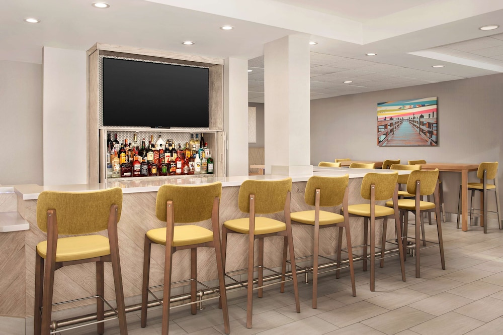 Hilton Garden Inn Solomons - photo 23