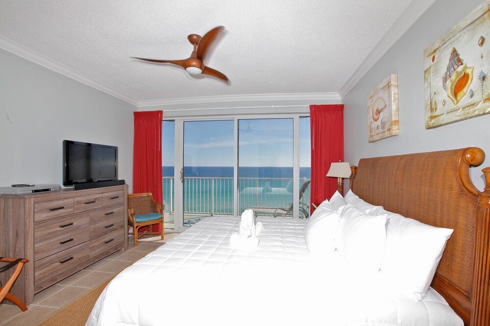 Boardwalk Beach Resort by Panhandle Getaways - photo 8
