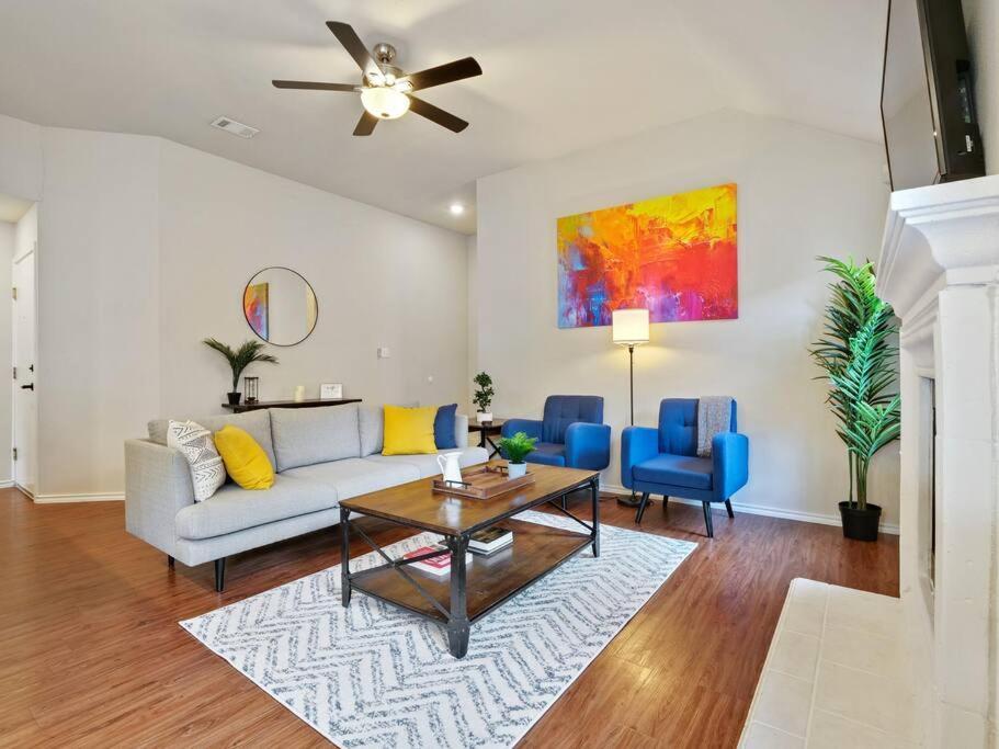 Cozy Getaway Minutes From Austin in Round Rock, United States