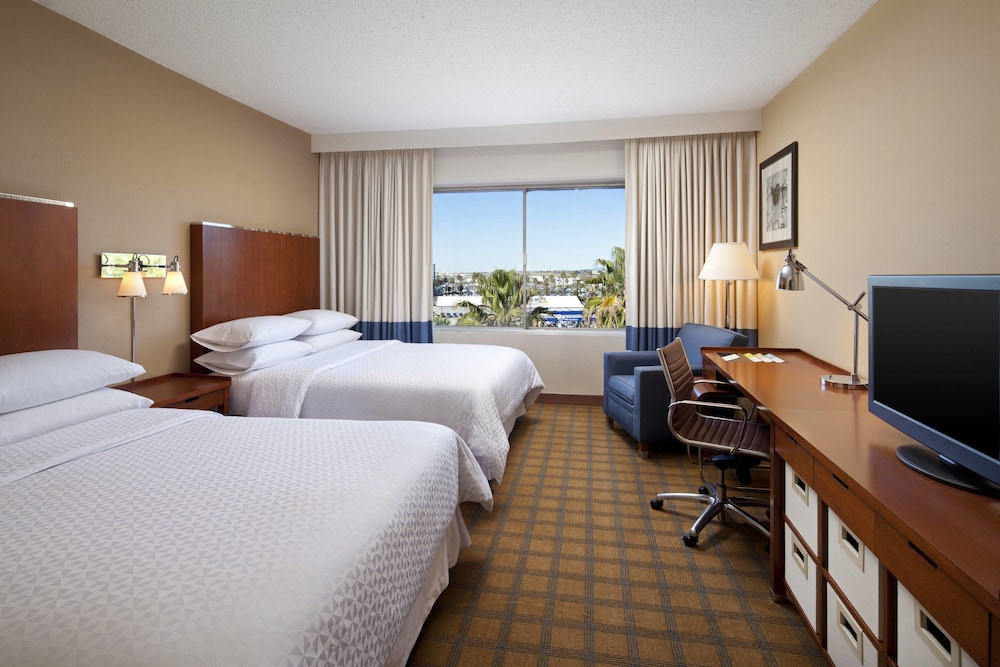 Four Points by Sheraton Los Angeles International Airport - photo 10