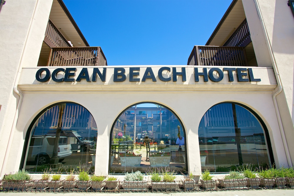 Ocean Beach Hotel - photo 39