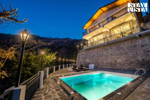 StayVista at Sunset Springs with Heated Swimming Pool in Naini Tal, India