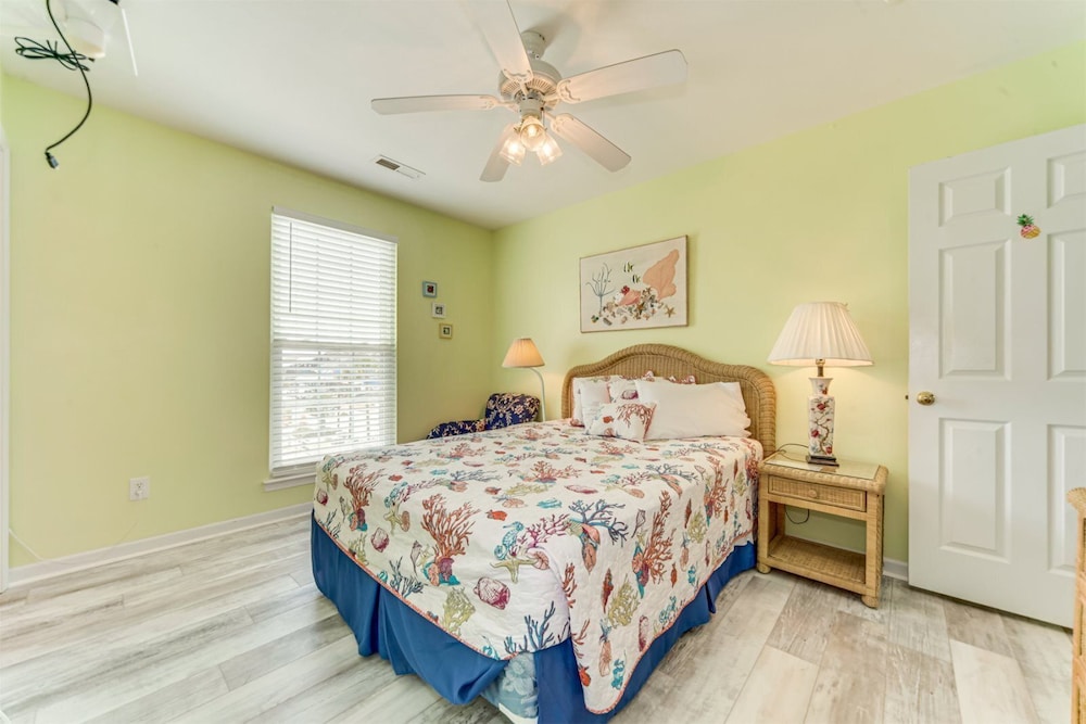 An Amazing Surfside Beach Escape - photo 75