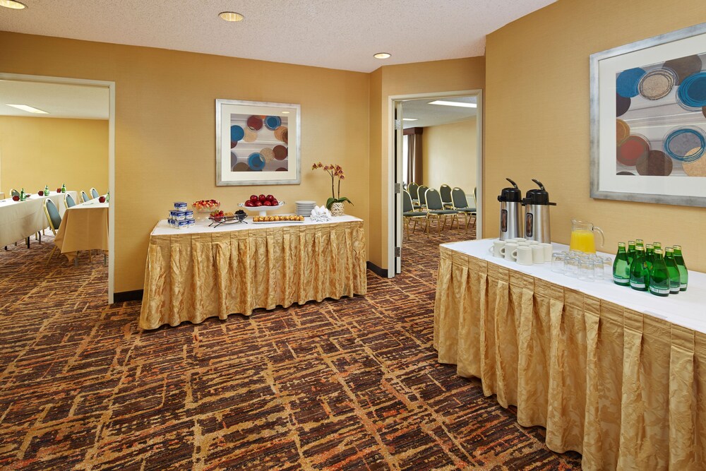 Homewood Suites by Hilton Santa Maria - photo 24