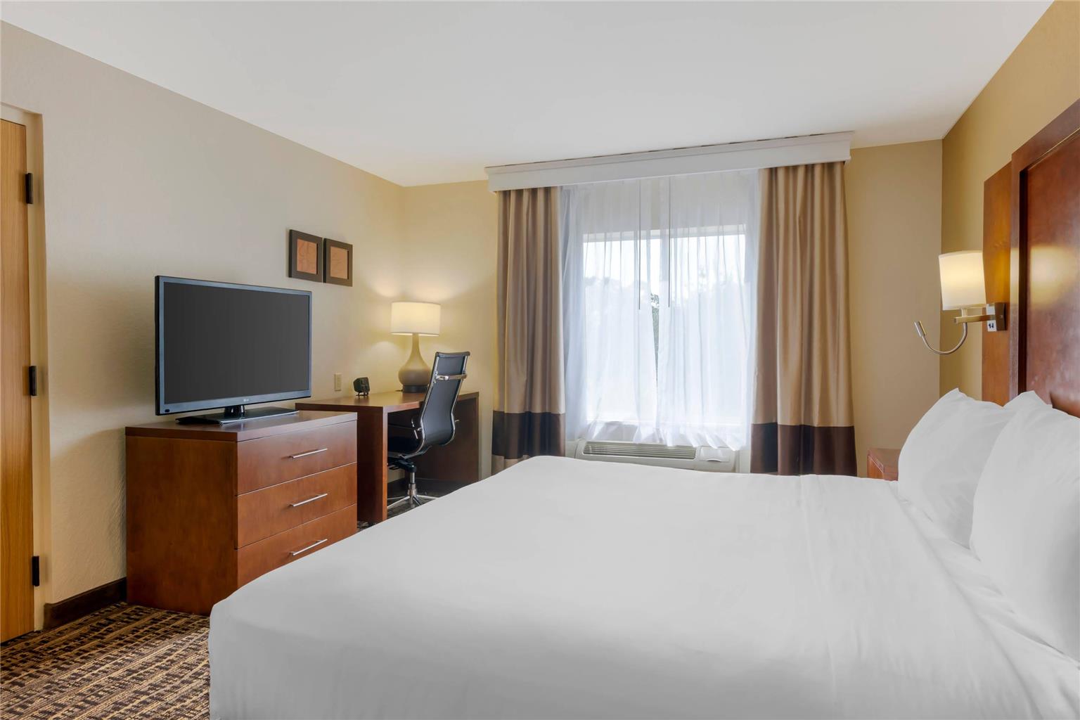 Comfort Suites Lady Lake The Villages - photo 23