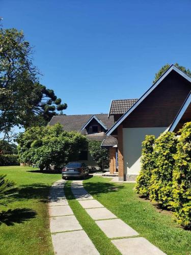 Garden Haven in the Hills CJO002 in Campos Do Jordao, Brasil