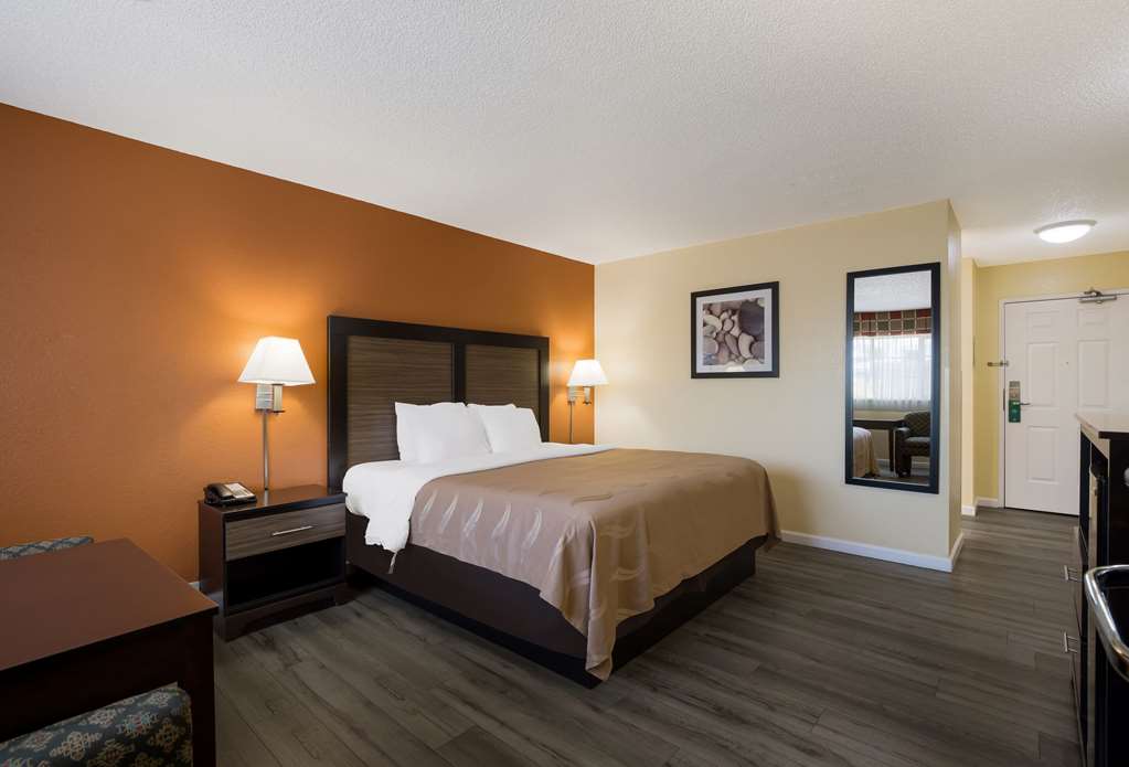 Quality Inn & Suites Medford Airport - photo 10