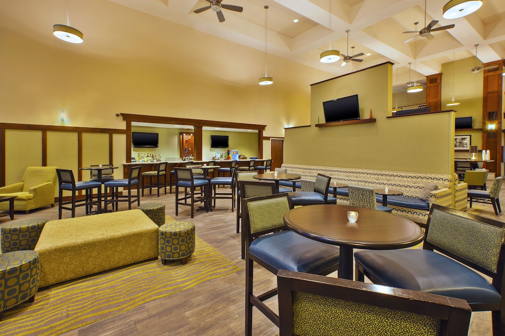 Hampton Inn & Suites Providence Warwick Airport - photo 44