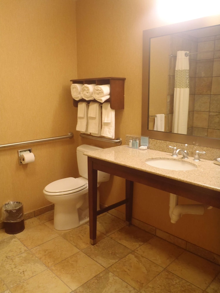 Hampton Inn & Suites Wiggins - photo 30
