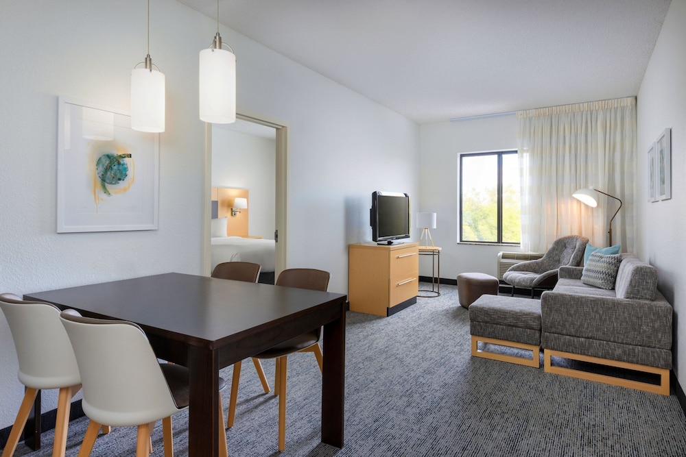 TownePlace Suites York - photo 31