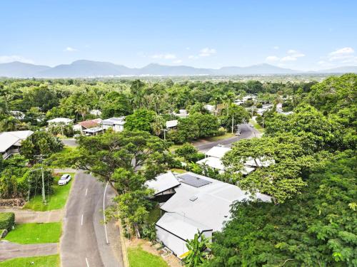 Maison Daintree Mount Whitfield View — Freshwater — photo 2
