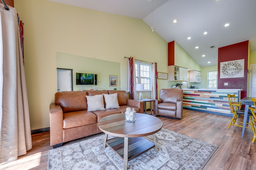 Vibrant Holiday Hills Resort Condo w Balcony - photo 6