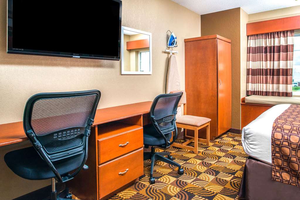 Microtel Inn & Suites by Wyndham Lincoln - photo 27