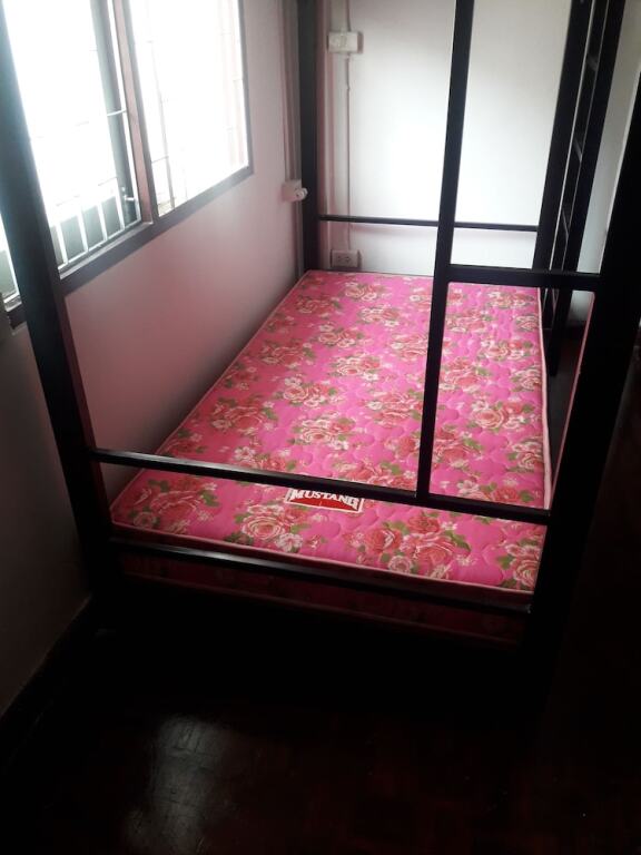 K8 Hostel