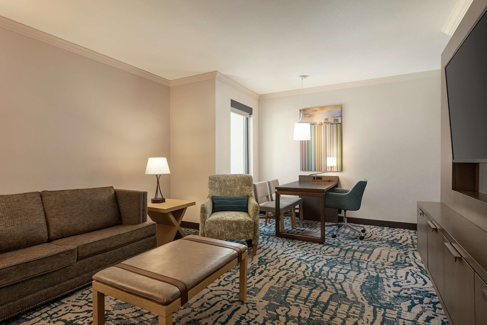 Embassy Suites by Hilton Tampa Downtown Convention Center - photo 26