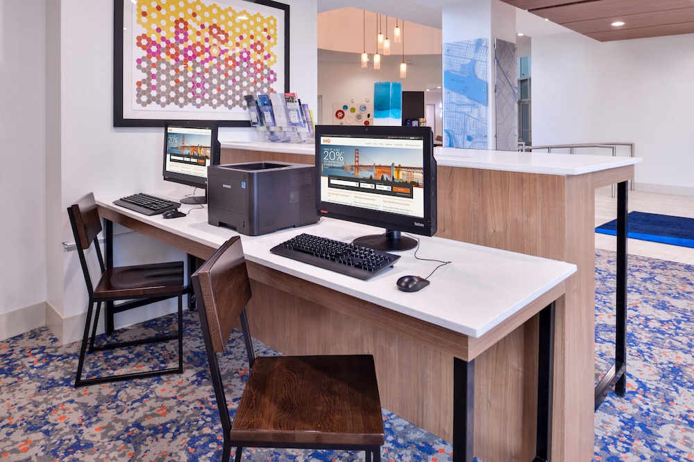 Holiday Inn Express New Orleans Arts District by IHG - photo 31