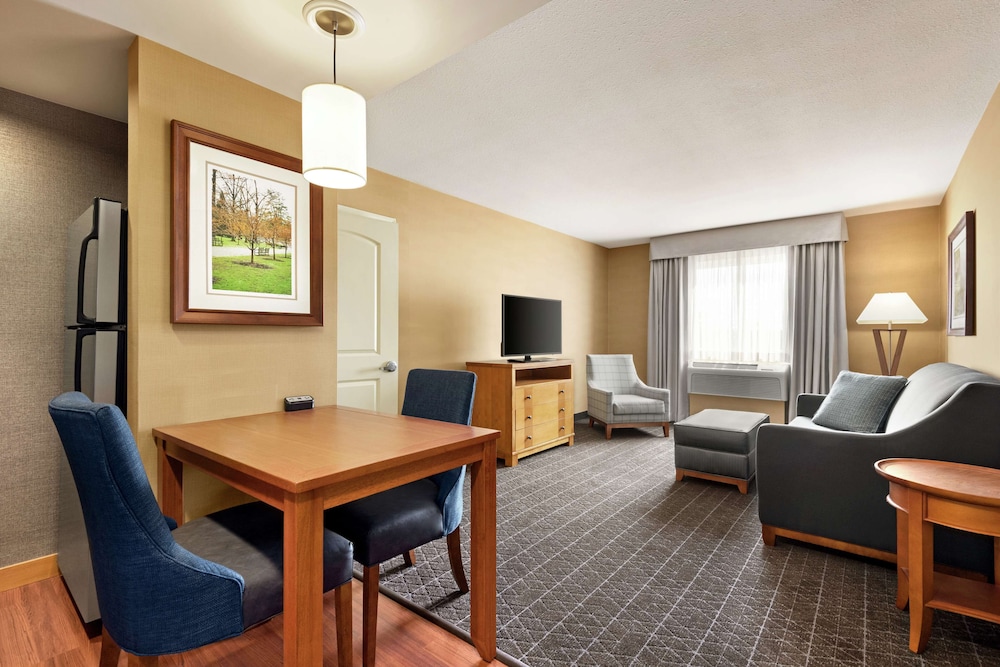 Homewood Suites by Hilton Allentown West Fogelsville PA - photo 17