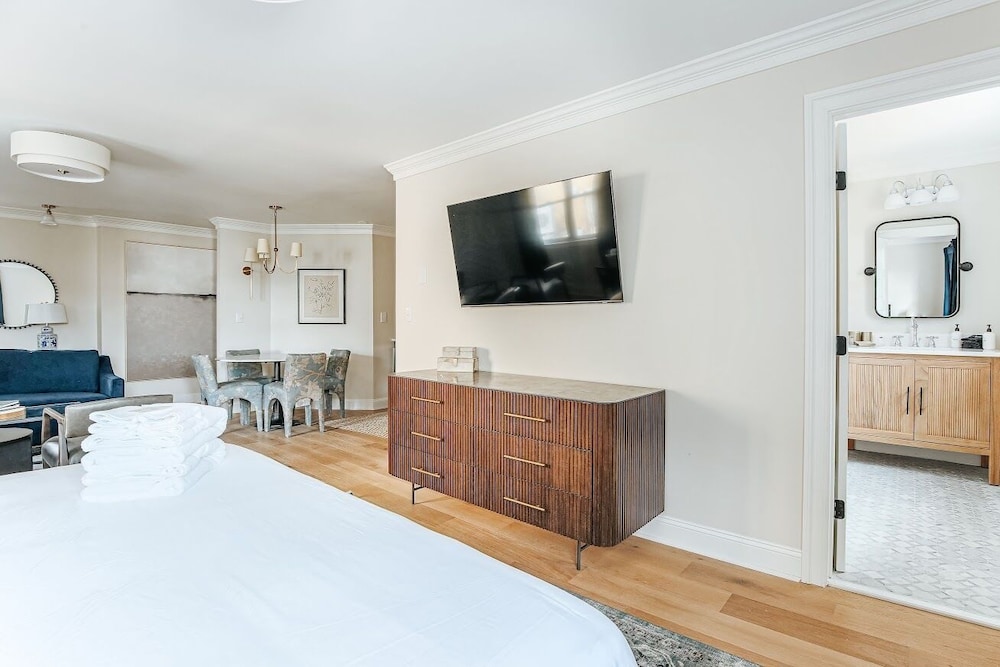The Historic Berkeley Place - photo 118