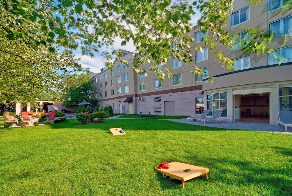 Hilton Garden Inn Saratoga Springs - photo 44