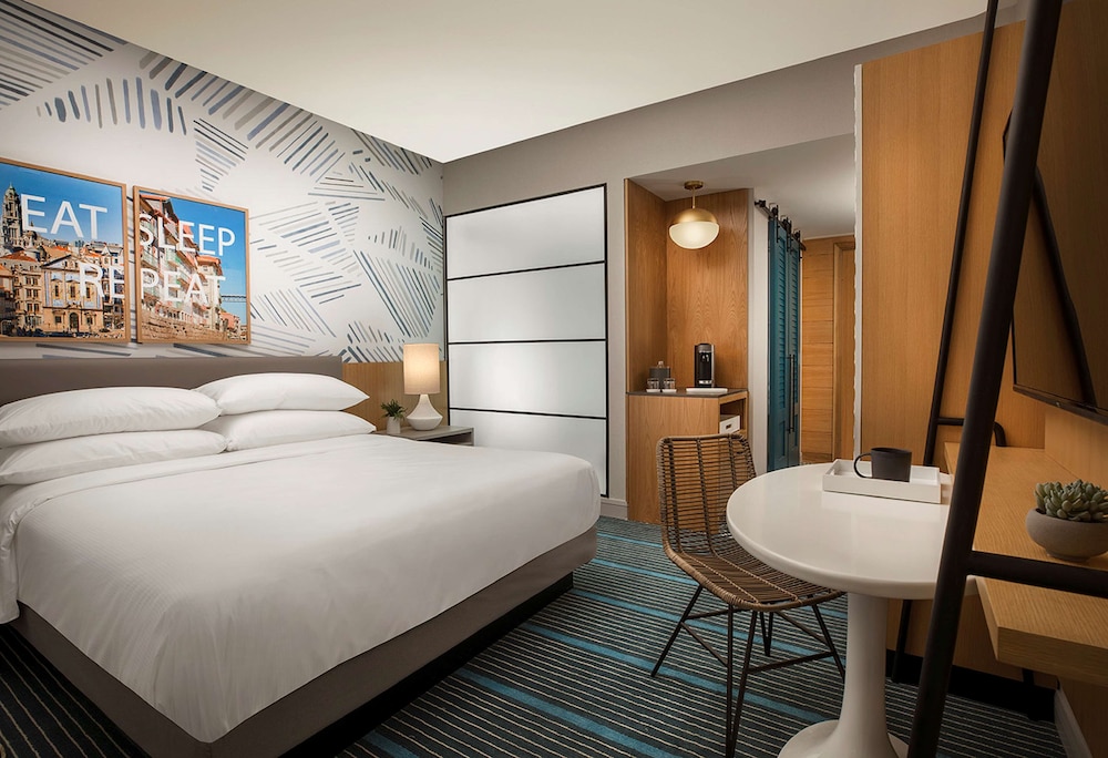 The Monsaraz San Diego Tapestry Collection by Hilton - photo 11