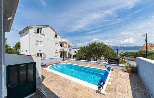 Stunning Home In Slatine With Kitchen — 4-Star Luxury Hotel in Slatine, Croatia