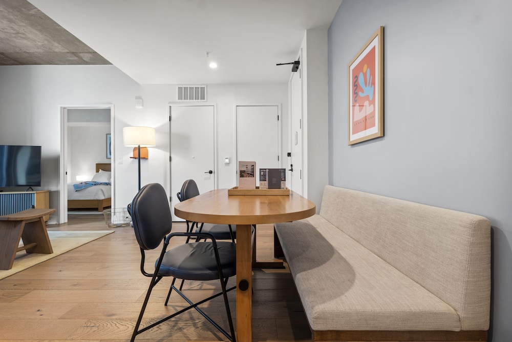 Austin Condo Hotel - photo 247