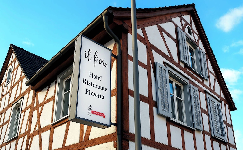 Blume - carbon neutral hotel in Birsfelden