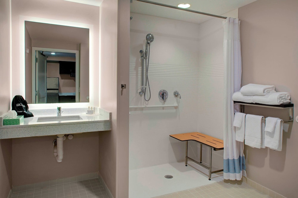 TownePlace Suites by Marriott Parkersburg - photo 12