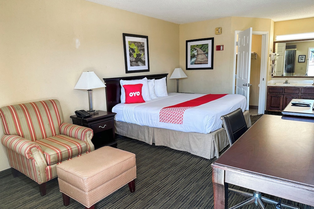 Bonita Lakes Inn by Capital O Meridian I20 - photo 9