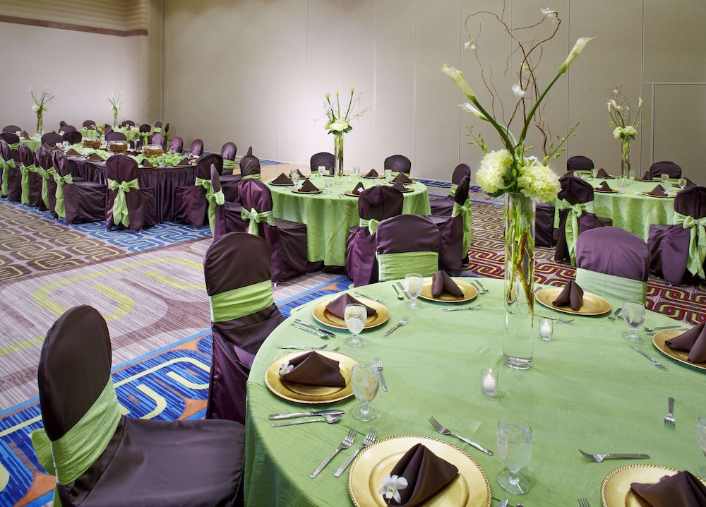 Hilton Garden Inn Texarkana - photo 19