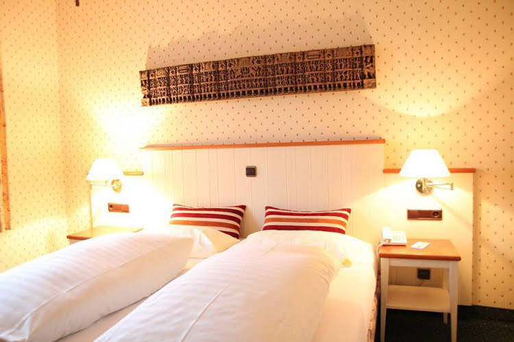 Landhotel Söderberg — Bad Salzschlirf — photo 3