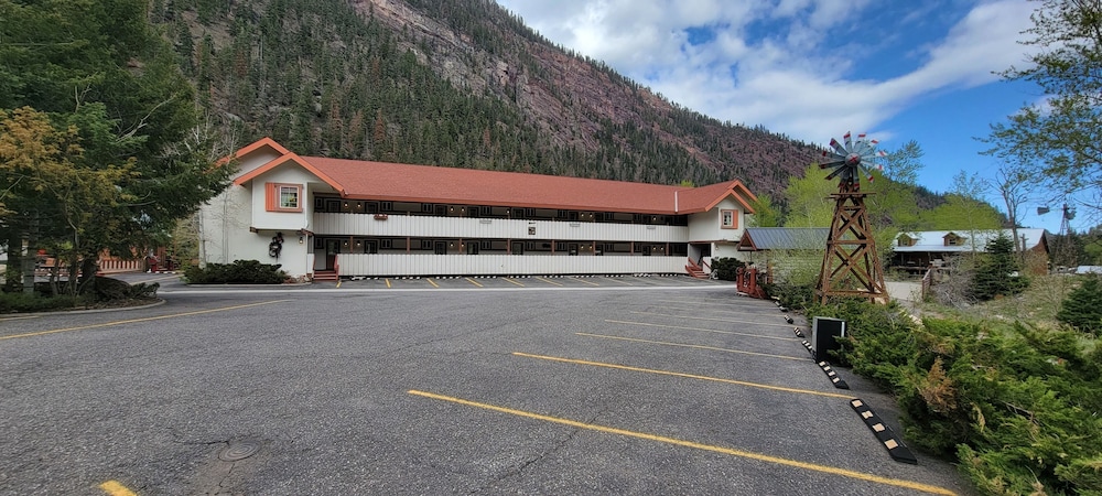 Hot Springs Inn - photo 107