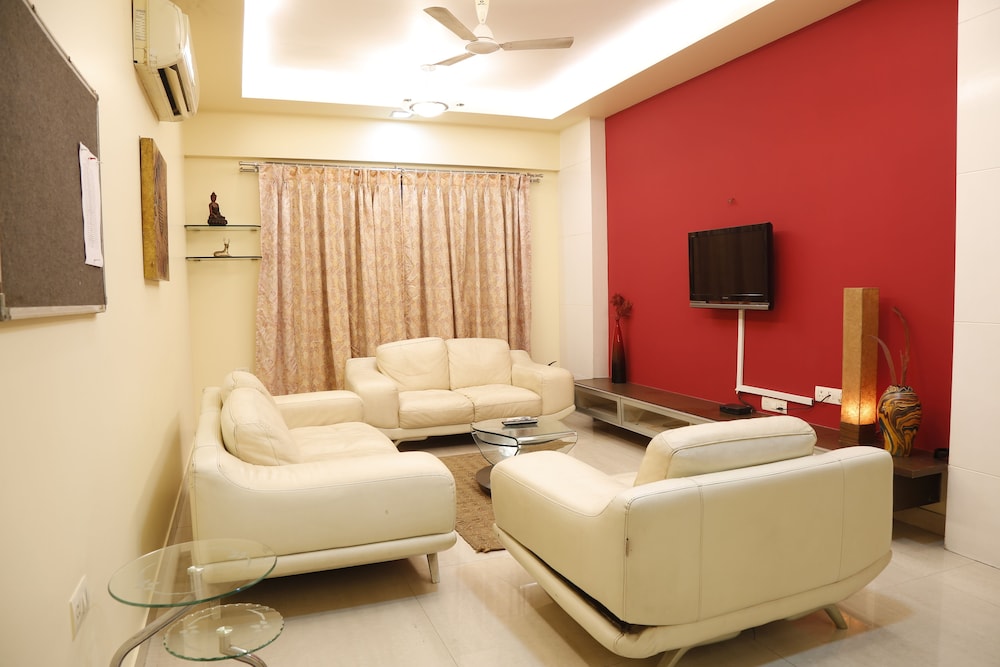 Seven Serviced Apartment Bandra
