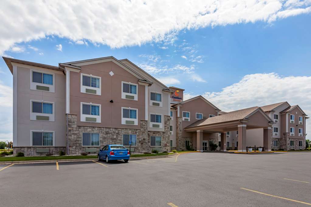 Comfort Suites Delavan Lake Geneva Area — hotel in Delavan