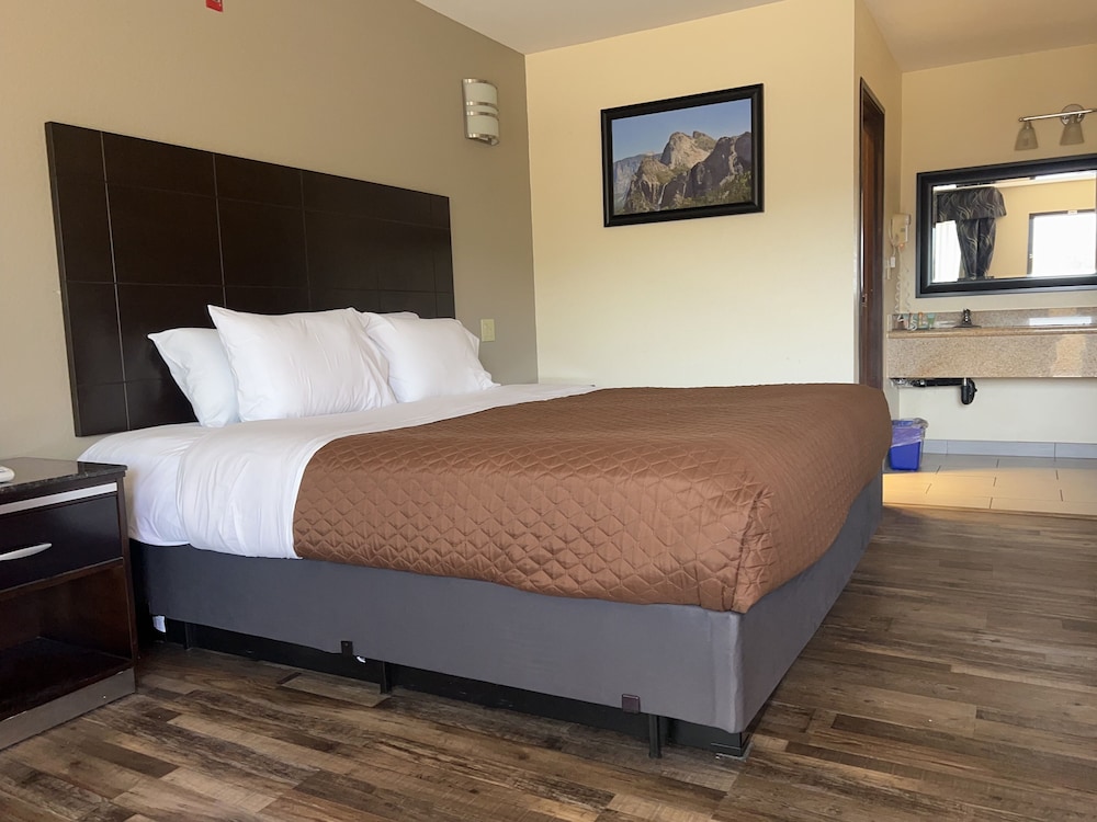 Yosemite Sierra Inn - photo 19