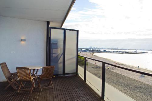 Dharma Pirita Sea View Apartments